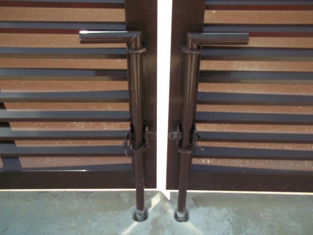 25" x 1" Galvanized Heavy-Duty Commercial Drop Rod for Chain Link Fence Gates